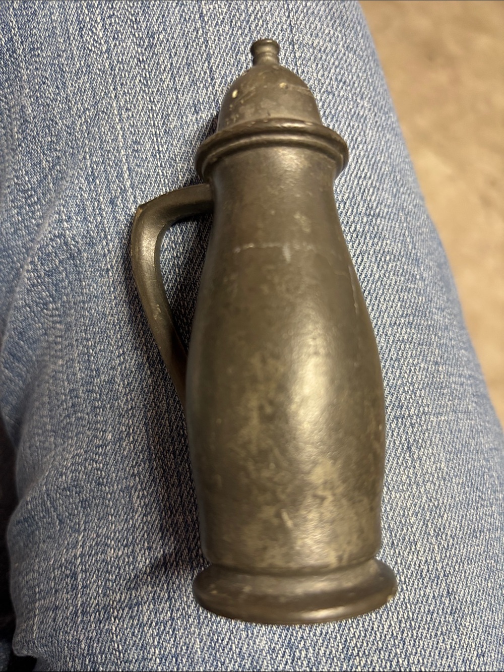 Vintage Salem Pewter Cab - Salt or Pepper Shaker Pewter